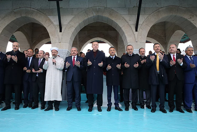 Cumhurbaşkanı Erdoğan Başkentin en büyük üçüncü camisinin açılışında konuştu