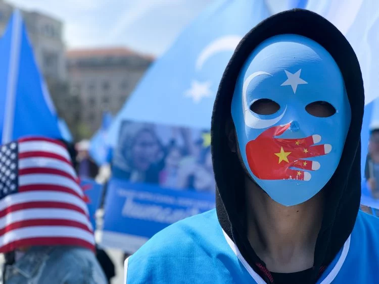 Çin'in Uygur Türkleri'ne yönelik insanlık dışı politikaları Washington'da protesto edildi