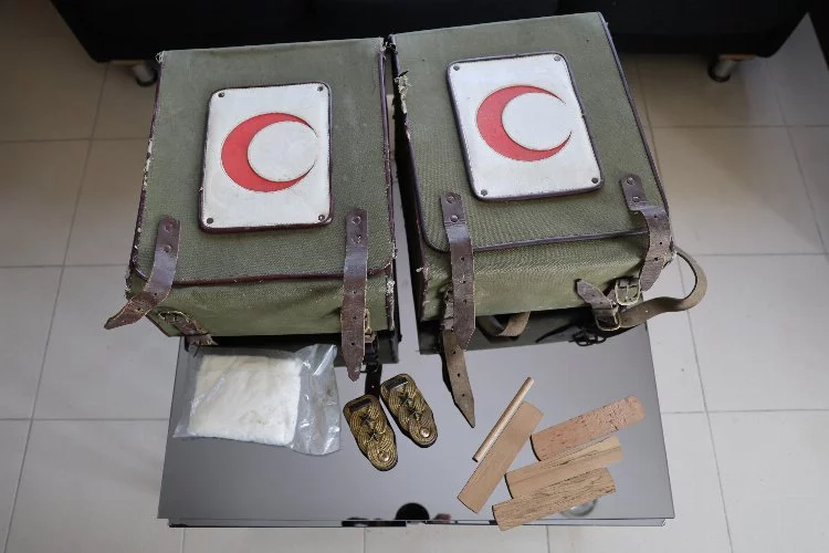 109 yıllık Kızılay ‘Sıhhiye Çantaları’ Çanakkale Savaşı'nın izlerini taşıyor