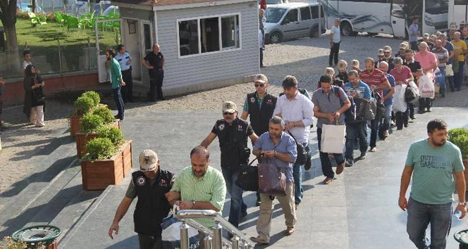 Bursa'da 25 FETÖ'cü polis hakim karşısında