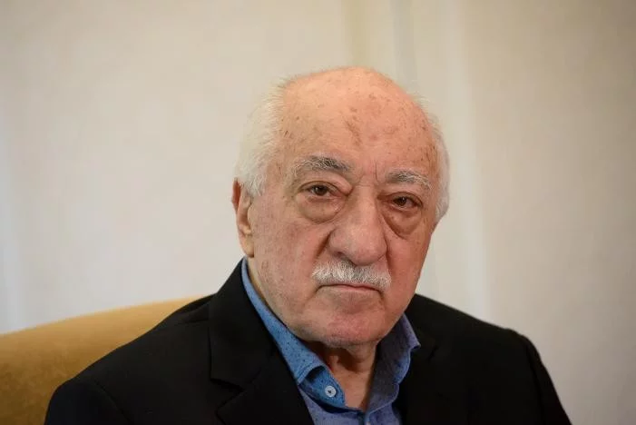 'Memduh Boydak Gülen'in artıklarını ,Gülen'in kaşığından yerdi'
