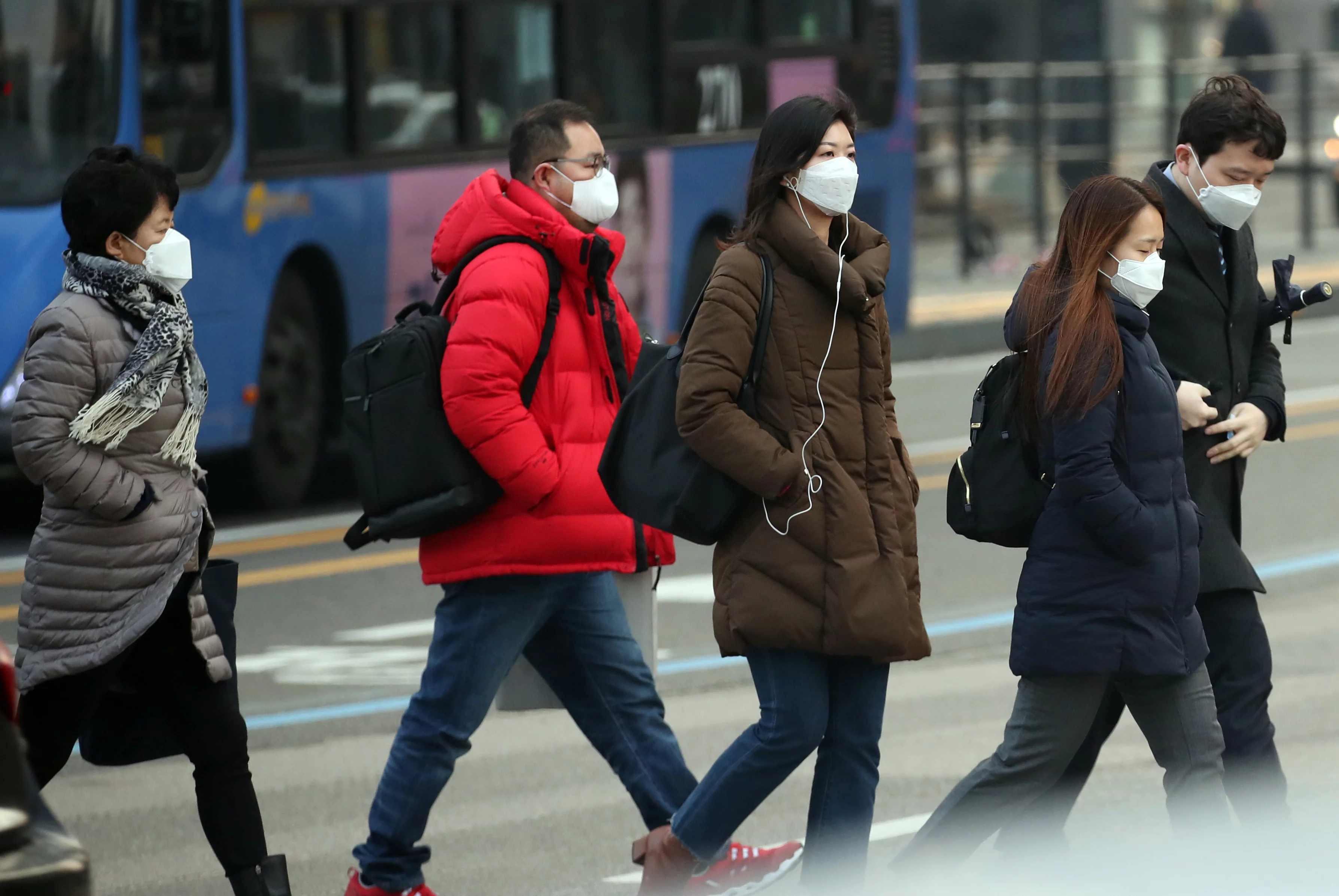 Yoğun toz bulutu Güney Kore'yi terk ediyor