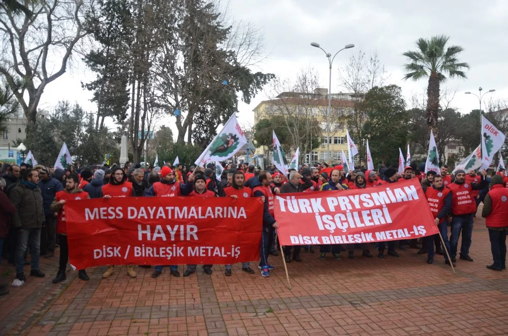Mudanya'daki kablo fabrikasına grev ilanı asıldı