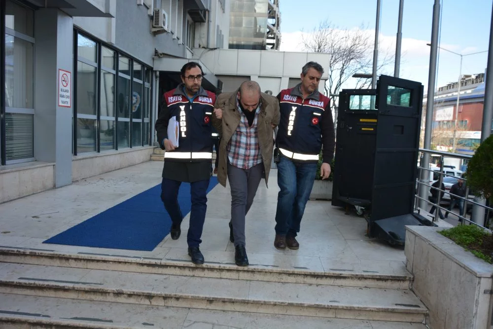 Bursa'da FETÖ bahanesiyle dolandırıcılık yapan şahıs yakalandı