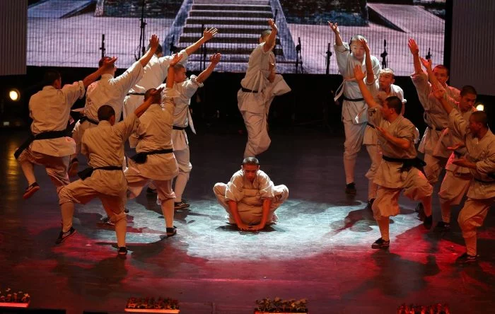 'Shaolin Rahipleri' Bursa'ya geldi