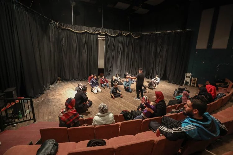 Dünya Filistinlilerin sesini tiyatroyla duyacak! 