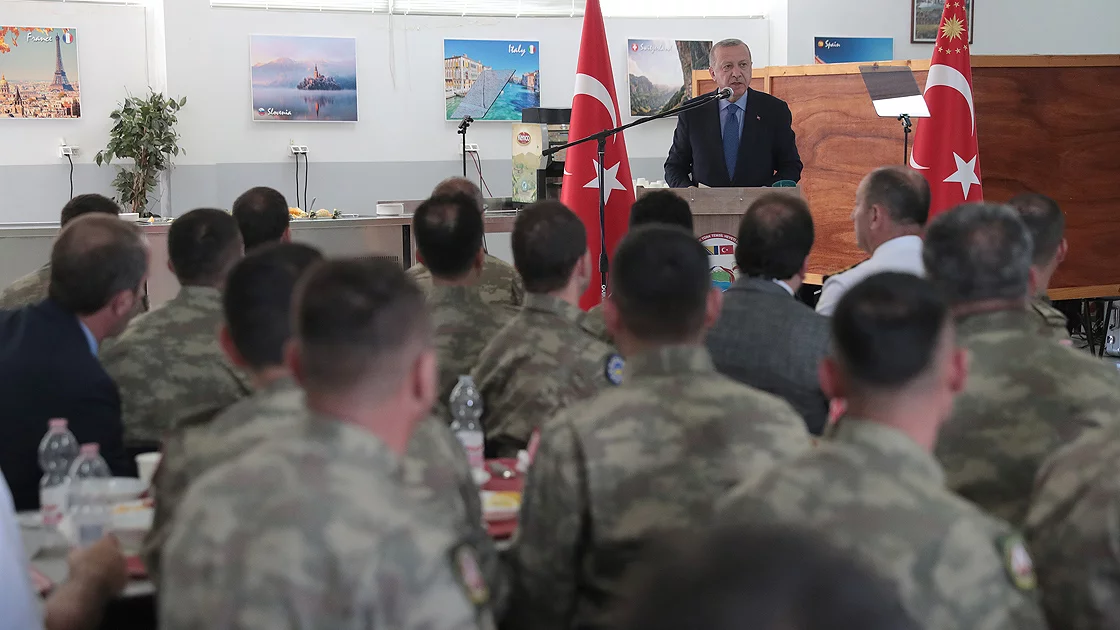 Cumhurbaşkanı Erdoğan'dan Butmir'deki Türk askerlerine ziyaret