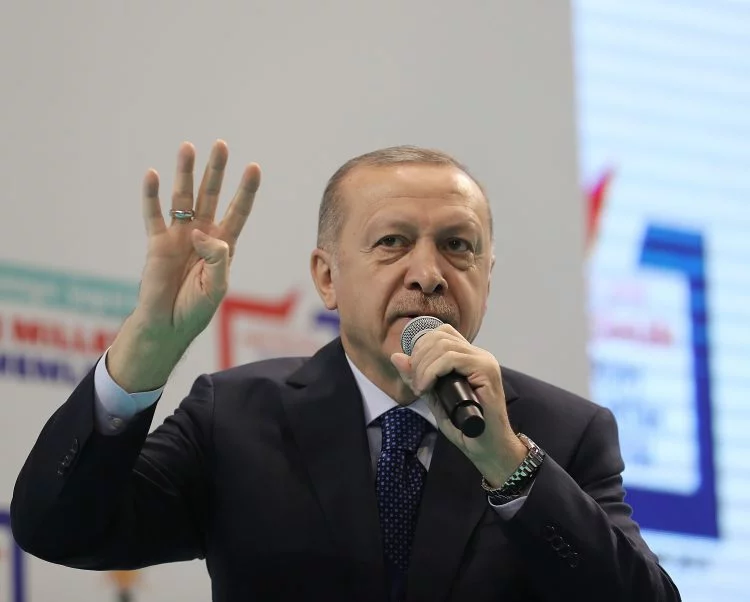 Cumhurbaşkanı Erdoğan; 'Hiçbir zaman darbecilerle yan yana olmadık '