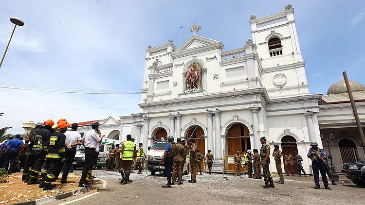 Sri Lanka'da 8 ayrı noktada terör saldırısı!