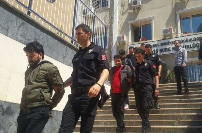 Fatih'te korkunç cinayet! Koltukaltlarını kesip kafasına sıktılar...