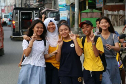 Müslümanlar özerklik kararını sevinçle karşıladı