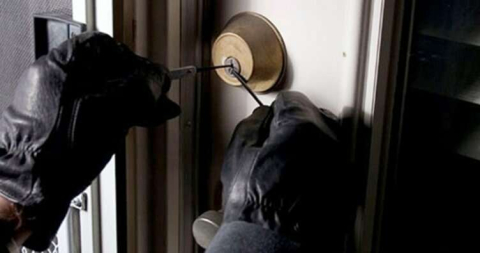 O avukatın başı beladan kurtulmadı! Çorbasına zehir katıldı, bürosu soyuldu...