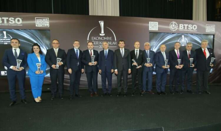 Erikli, 7'nci kez Ekonomiye Değer Katan Şirket Ödülü'nün sahibi oldu
