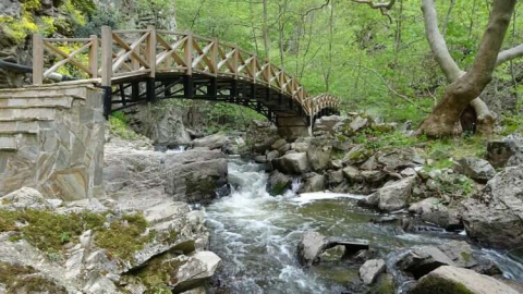 Bursa'nın Sadağ Kanyonu ziyaretçilerini büyülüyor