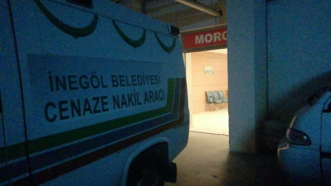 İnegöl'de korkunç olay! Yatağının yanında ölü bulundu