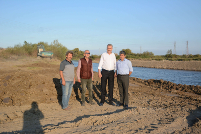 Karacabey'de taşan dereye önlem alınıyor