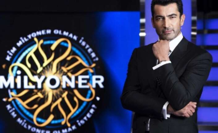 1966'da başlayan 80 bölümlük orijinal Uzay Yolu dizisinin ilk pilot bölümü de dahil tüm bölümlerinde yer alan tek karakter hangisidir?