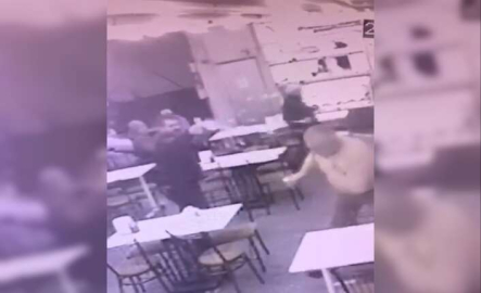 Bursa'da eğlence mekanı önünde silahlı kavga