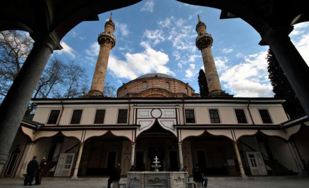 Bursa'da cuma namazı kılınacak camiler belli oldu!