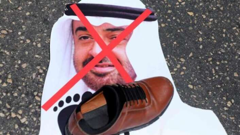 Filistinliler, Abu Dabi Veliaht Prensi Bin Zayid’in posterlerini ateşe verdi