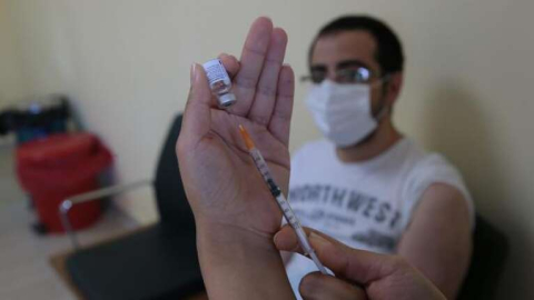Aşılama ile ilgili yeni kararlar: Yaş sınırı indi, 4. doz geldi