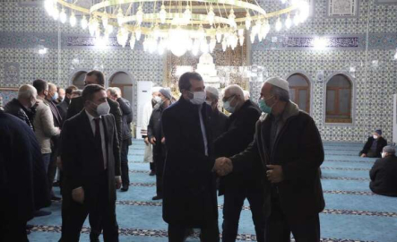 Başkan Işık: "Maneviyatın huzurunu vatandaşlarımızla paylaşıyoruz"