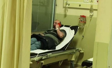 Sıvı yapıştırıcıyı su zannedip içti, hastanelik oldu