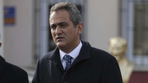 Yarıyıl tatili uzatılacak mı? Bakan Özer açıkladı