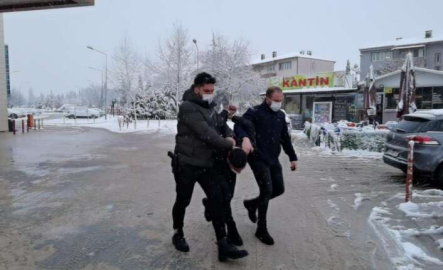 Kız kardeşini ve eşini bıçaklayan saldırgan yakalandı