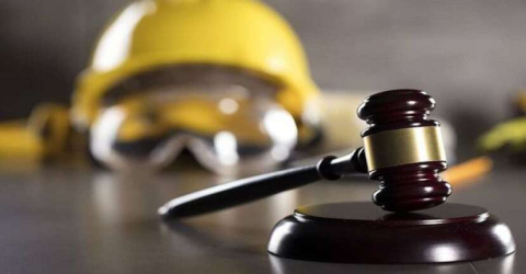 İşçi kadrosundan sözleşmeliye geçince tazminattan olan işçiye Yargıtay’dan kötü haber