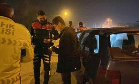 Hem suçlu hem ehliyetsiz sürücüye ceza yağdı