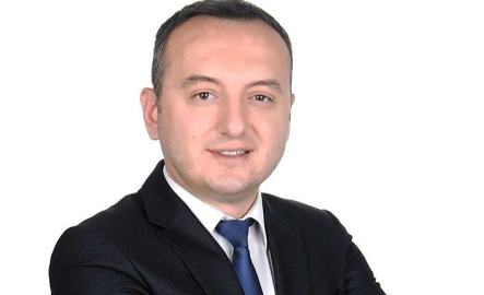 Özlem: “Kaos senaryolarının tuzağına düşmeden, demokrasinin yanındayız”