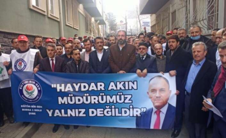 Bursa ayağa kalktı: Müdürümüzü kumpasa kurban etmeyiz!
