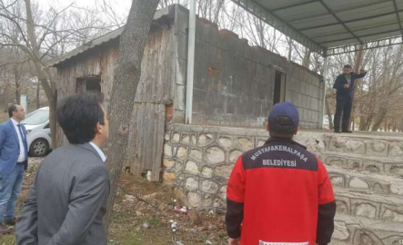 Bursa'da Bozağaç Yaylası içindeki binayı talan ettiler!