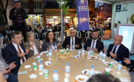 Yenişehirliler iftarda buluştu