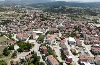 İlçenin ilk ve tek bayan şoförü