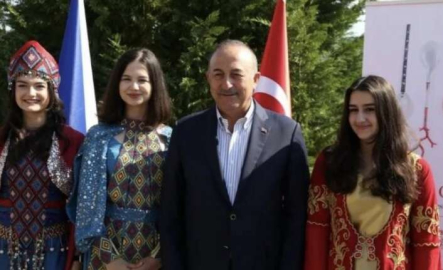 Bursa’nın yöresel kıyafetleri Avrupa’ya damga vurdu