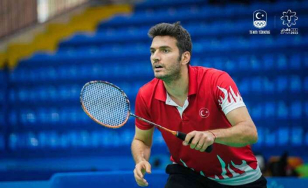 Bursa Büyükşehir Belediyesporlu badmintonculardan Akdeniz Oyunları’nda 2 bronz madalya