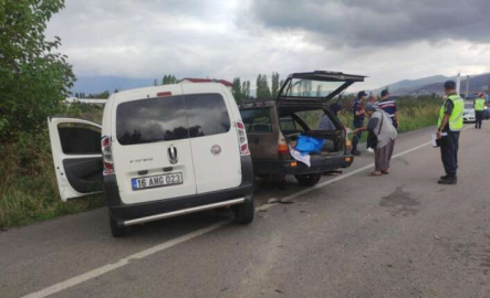 Bursa'da hatalı dönüş kazaya neden oldu