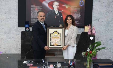 Bursa Büyükşehir'den eğitime destek