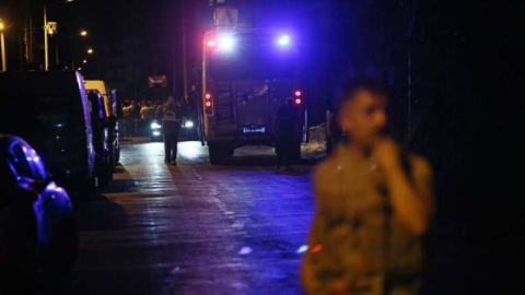 Mersin'de polisevine silahlı saldırı: 1 polis memuru şehit oldu