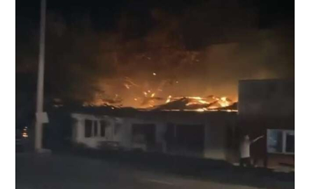 Samanlık alev alev yandı!