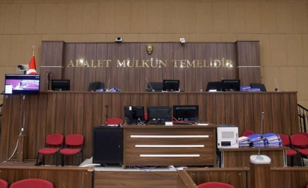 Mersin'deki polisevi saldırısıyla ilgili yakalanan 22 zanlıdan biri tutuklandı