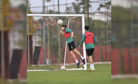 Bursaspor son antrenmanını Gençlerbirliği İlhan Cavcav Tesisleri’nde yaptı