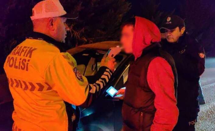  Ehliyetsiz sürücünün savunması şaşırttı: "Ekmek almaya gidiyorduk"