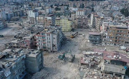 Asrın felaketi 48 bin 448 kişiyi hayattan koparttı