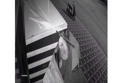 Marketteki meyve ve içecek hırsızlığı