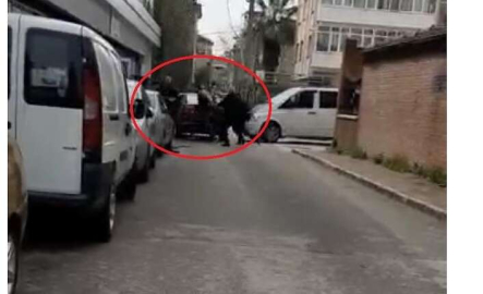 Yumrukların konuştuğu yol verme kavgası