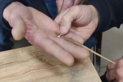 Yüzük parmağına sıkıştı, imdadına itfaiye koştu