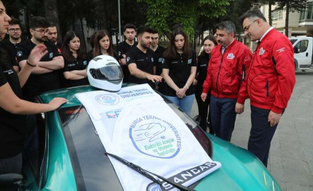 BTÜ, TEKNOFEST 2023 finalistleri Hacıwatt ve Sancar Elektrikli Araç takımlarını uğurladı